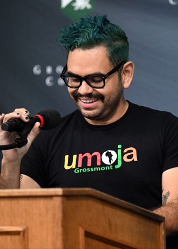 Photo of Ernesto Rivera
